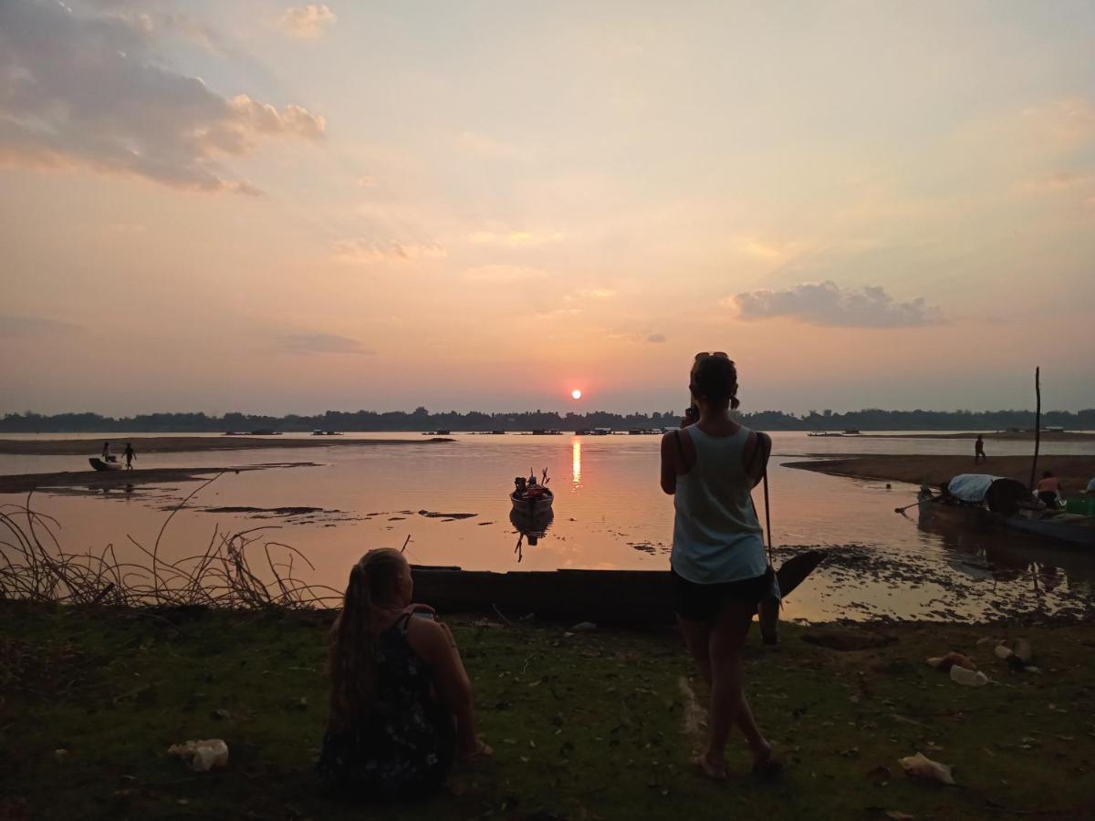 Tonle Mekong Homestay Krong Kracheh Exteriér fotografie