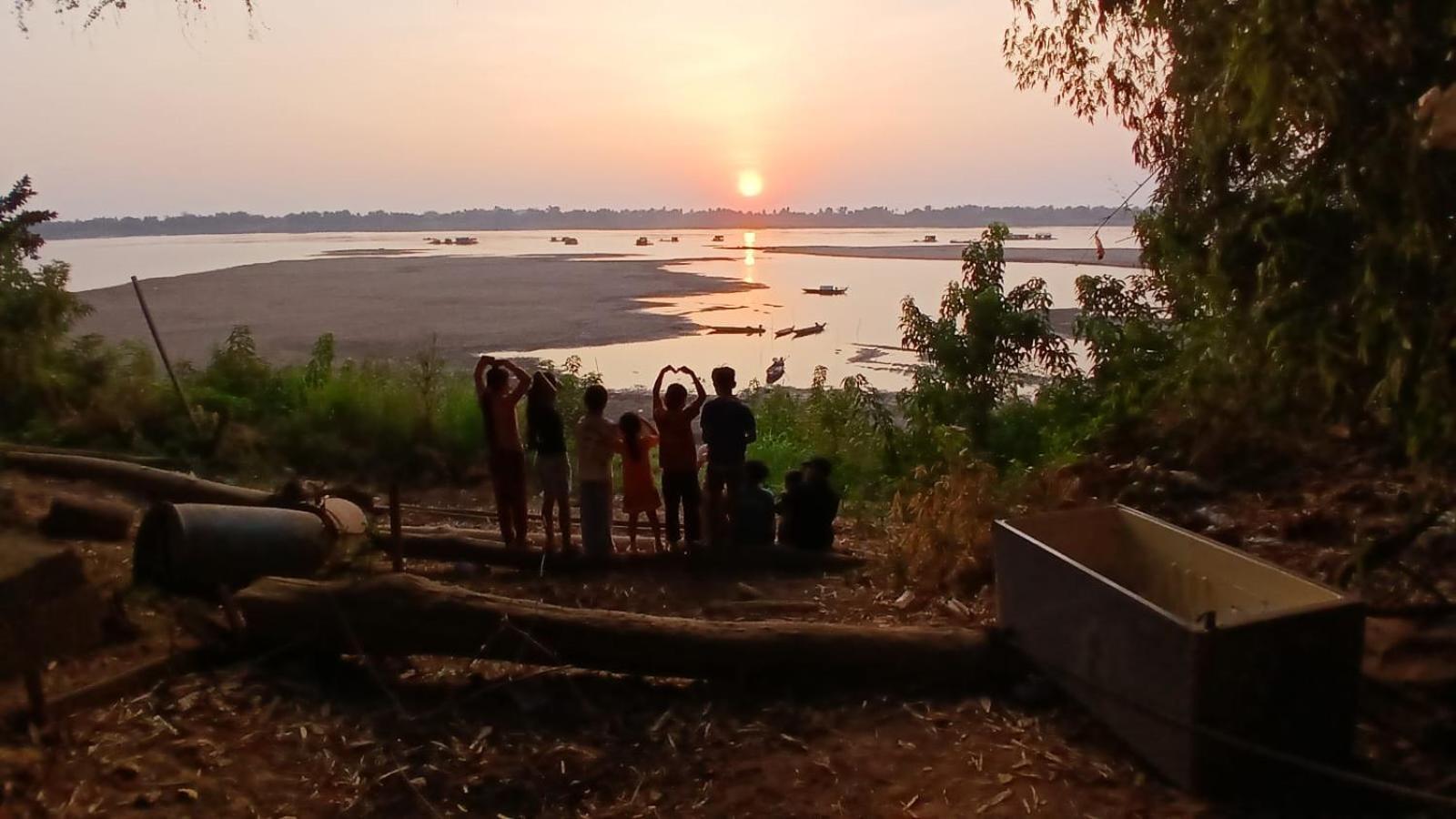 Tonle Mekong Homestay Krong Kracheh Exteriér fotografie
